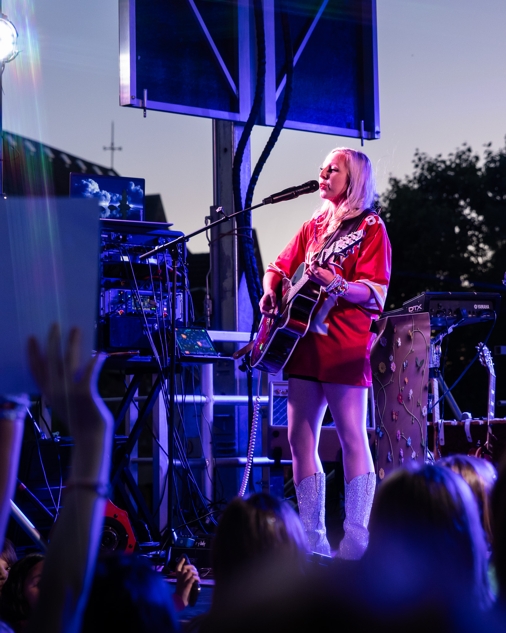 Tasty Thursday: Taylor Swift Cover Band in Libertyville